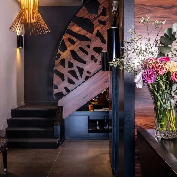 LHotel - face au château - boutique hôtel et séminaires、ナントのホテル