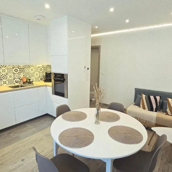 Appartement moderne climatisé avec parking 4 pers Mulhouse – hotel w Miluzie