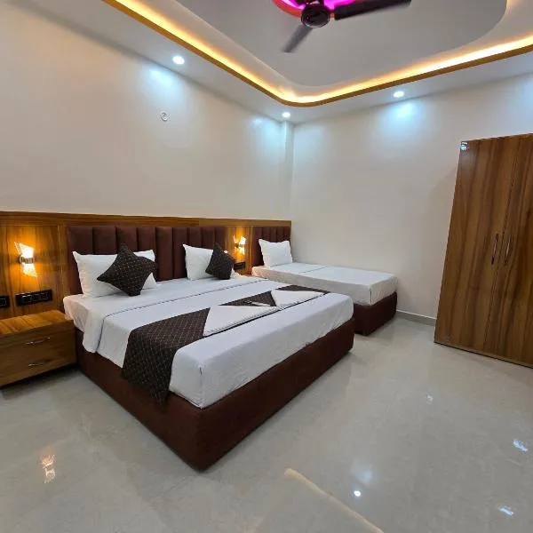 Hotel Hans Palace, hotel di Ayodhya