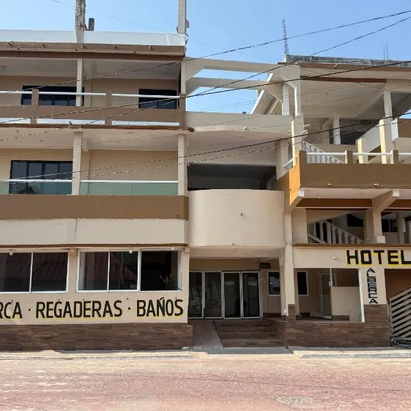 Chachalacas में, होटल Hotel MARU Pool & Events