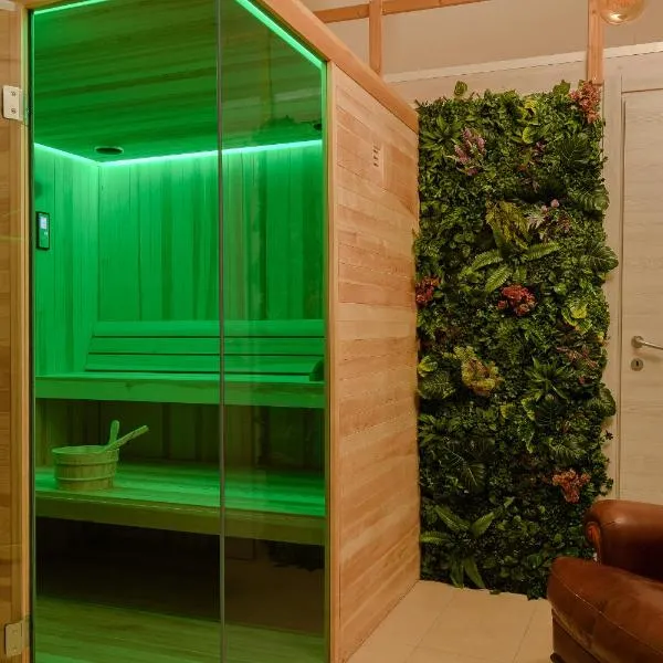 DELUXE SUITES WITH SAUNA, The real Sardinia, hotel di Thiesi