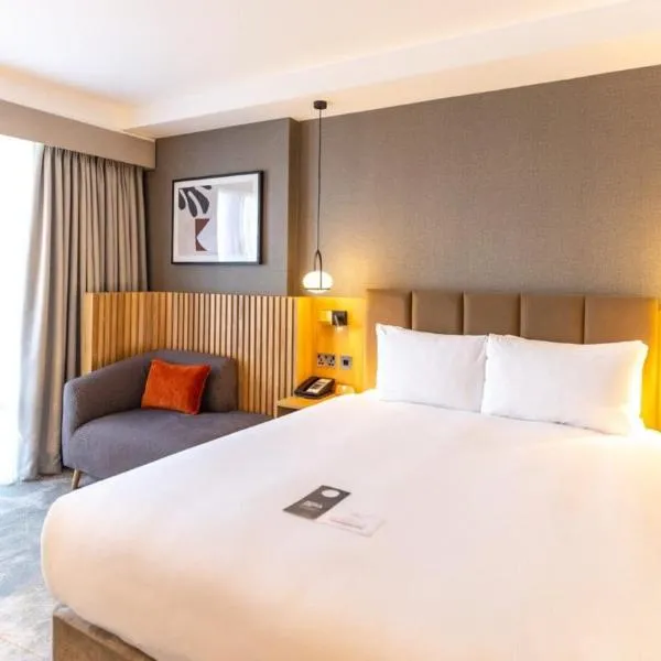 Crowne Plaza London - Gatwick Airport by IHG, ξενοδοχείο στο Κρόλεϊ
