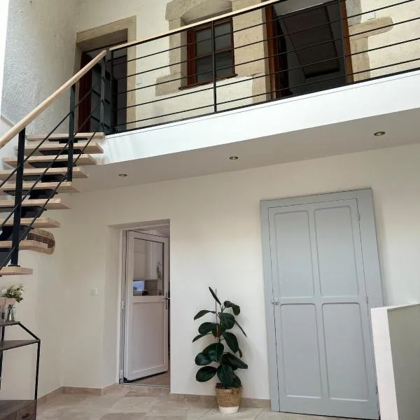 Escale Pesmoise: Pesmes şehrinde bir otel