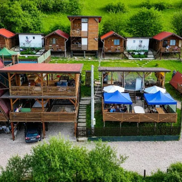 Bosnian Pyramid Glamping, отель в городе Високо