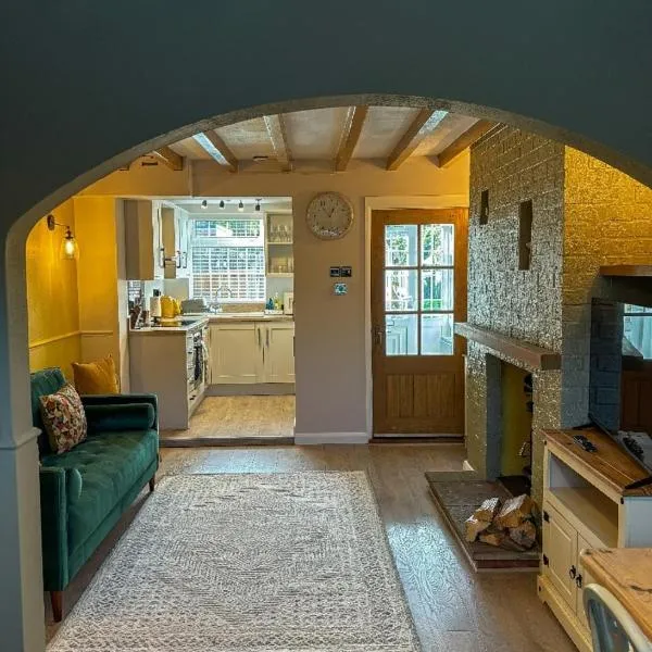 Foresters Cottage, Cosy FamilyComfort and LogFire, хотел в Едуинстоу