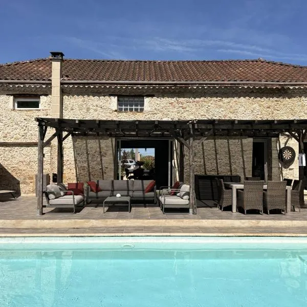 Le Jardin d'Elusa، فندق في Eauze