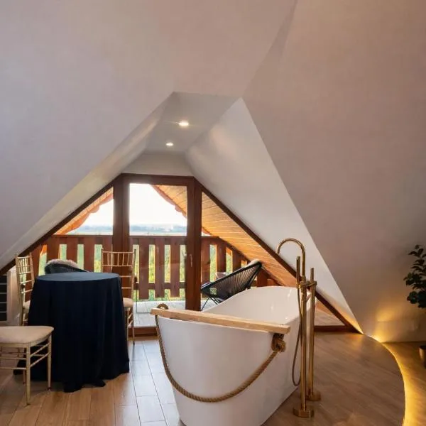 Apartament z wanną wolnostojącą, hotell sihtkohas Stare Miasto
