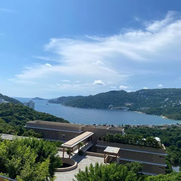 DEPARTAMENTO REAL DIAMANTE LUJO Hermosa vista a la bahia Puerto Marquéss, hotel in Acapulco