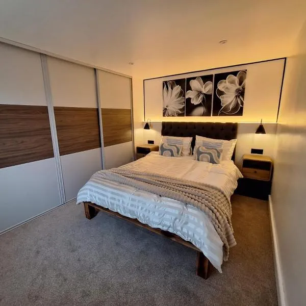 Modern One-Bedroom house, hotel Plymouthban