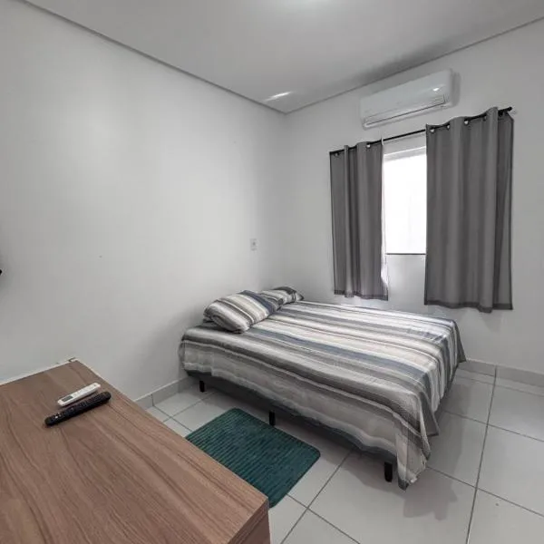 Quarto Executivo em Bacabal-MA - TV, Frigobar e Ar-condicionado, hotel in Bacabal