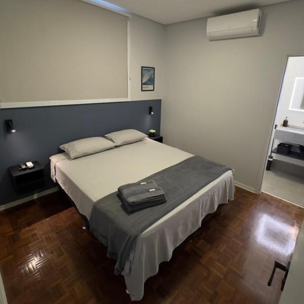 Apto Recém Reformado com Ótima Localização - Foto 2