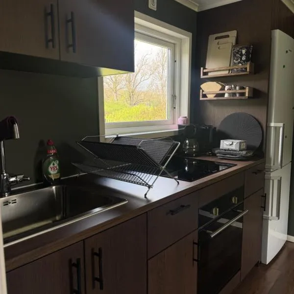 Self catering accommodation - självhushållet boende - renovated may 2026! โรงแรมในเควฟเด