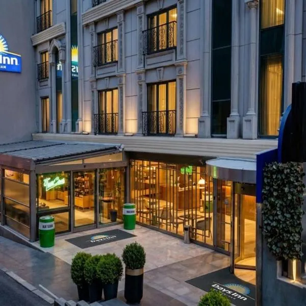 Days Inn by Wyndham Istanbul Bomonti, hótel í Istanbúl