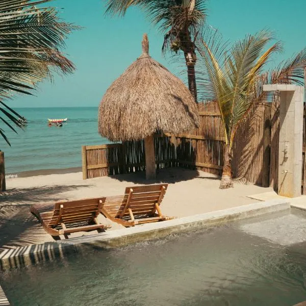 JERUSALEMA BEACH GLAMPING، فندق في تولو