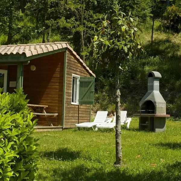 Camping Verte Rive, hotel in Saint-Laurent-de-Cerdans
