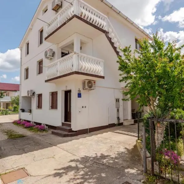 Apartman Natalija, hotel sa Privlaka