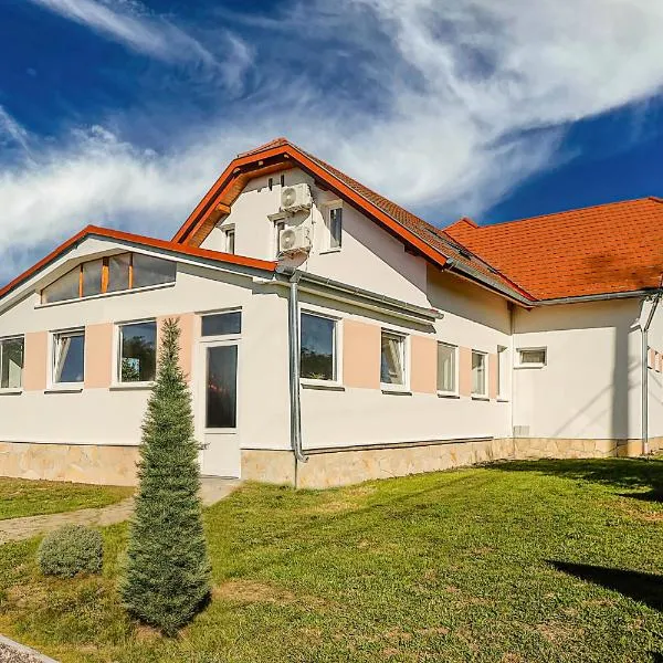Anna Vendégház Szeleste, hotel en Szeleste