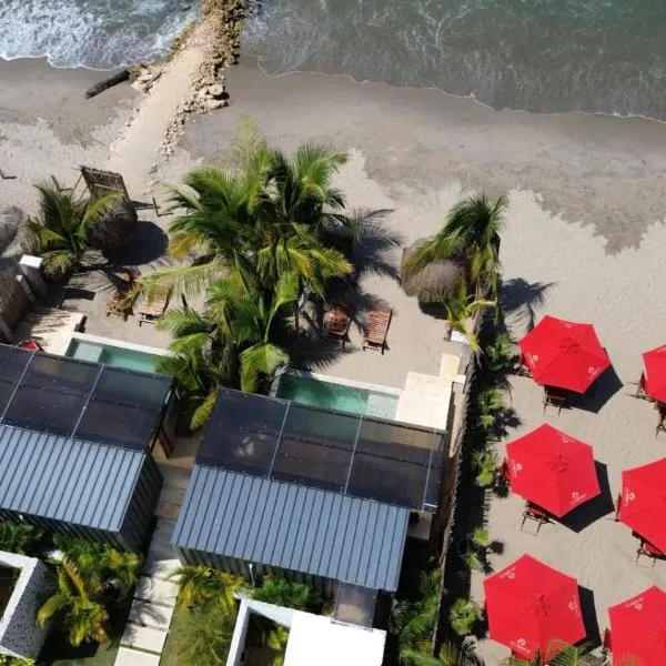 JERUSALEMA BEACH GLAMPING、トルのホテル