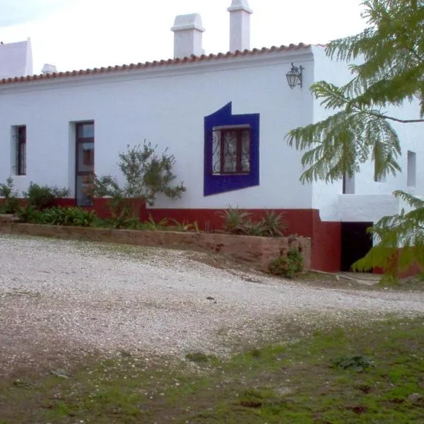 Herdade do Monte Outeiro - Turismo Rural, hotel en Monte do Pigeiro