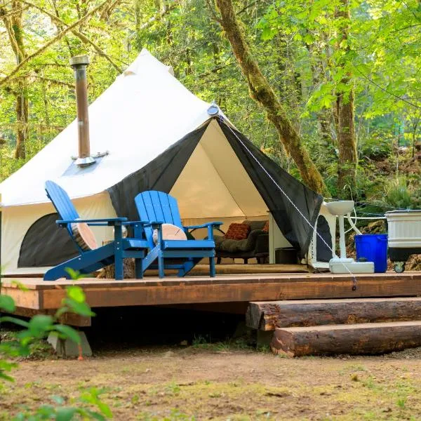 Creekside Retreat at Triangle Lake, hotel en Blachly