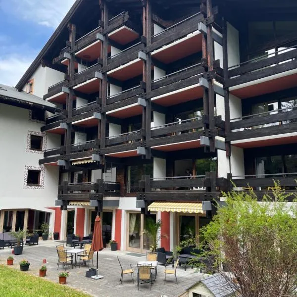 Kronenlodge, hotel u Seefeld in Tirolu