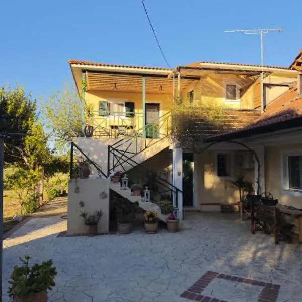 Fimi's apartment, מלון בFiolítis