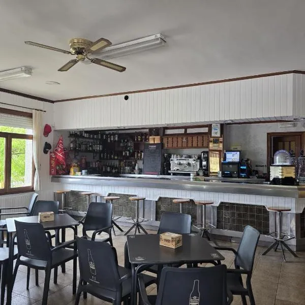 Pensión Parrillada Nosa Terra, hotell sihtkohas Bóveda