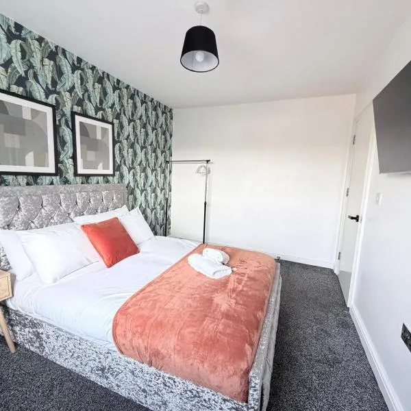 Soothing Stay Near Shopping and City Centres, hotel a Beeston