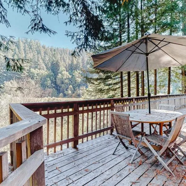 Redwood Lodge, hôtel à Monte Rio
