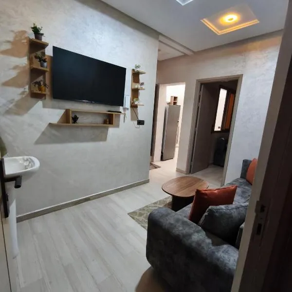 شقة مفروشة للكراء اكادير للعائلات فقط, hotel di Agadir