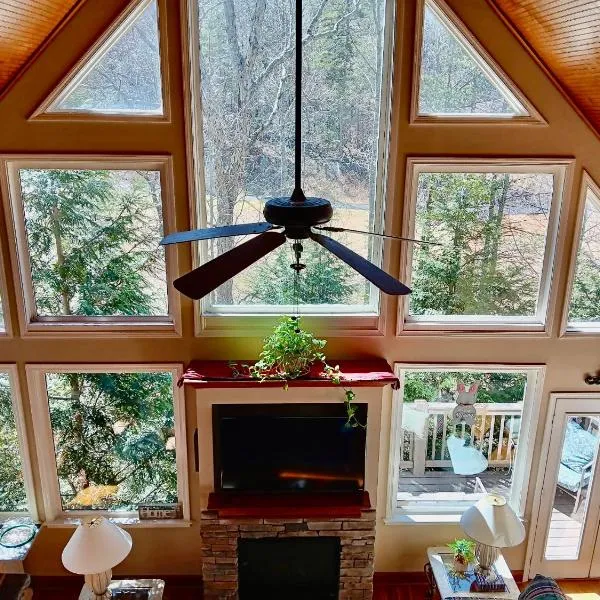 Helen में, होटल Chalet Suzanne
