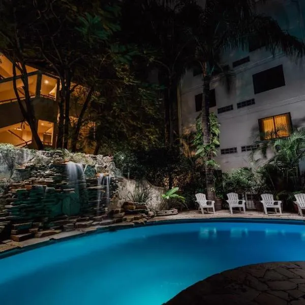 Comfort Inn Tampico, khách sạn ở Tampico