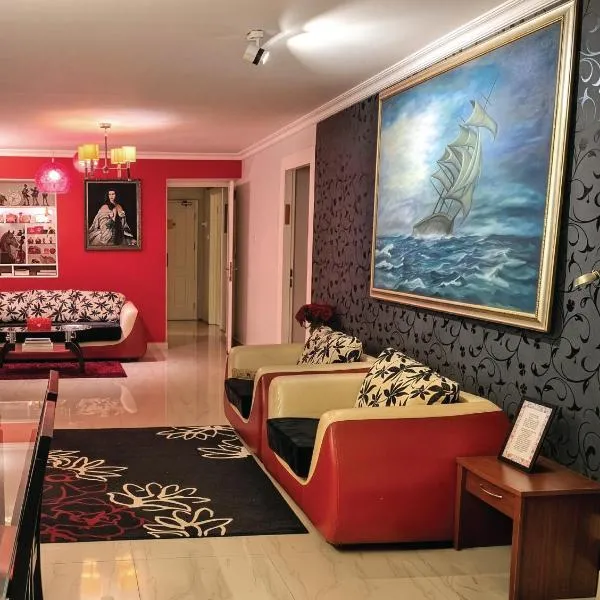 Bell Villa Luxury 3BHK Private Home Stay with Garden perfect for Families Couples Staycations, hotel in Kodaikānāl