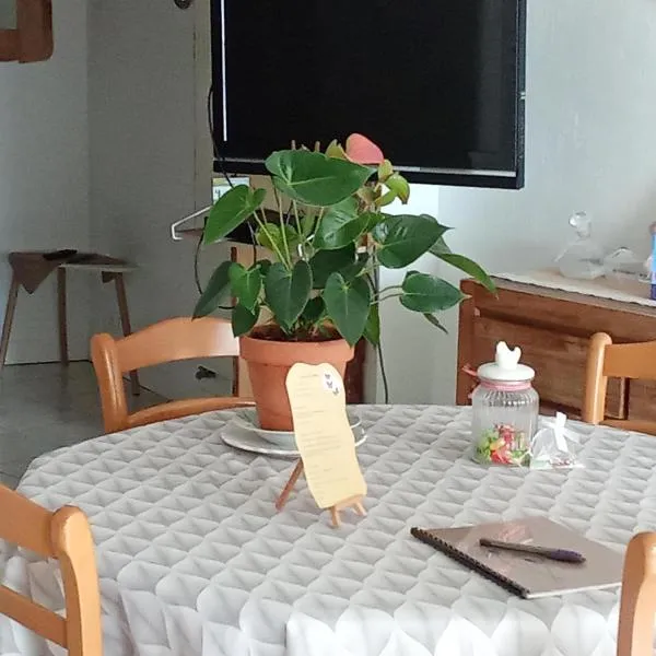Maison de village aux portes de Toulouse, Hotel in Fenouillet