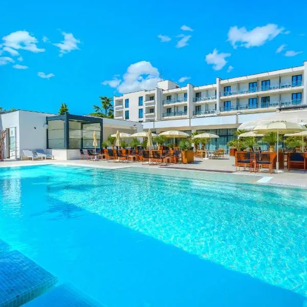 Hotel Alkar - Family Friendly Hotel with Pool in Sinj, Dalmatia, hotel u Sinju