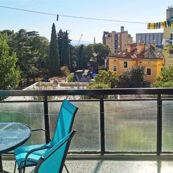 Apartment Budin 2, Spacious, 3 Bedroom, Rijeka Center โรงแรมในริเยกา