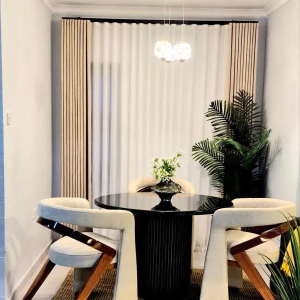Nexovant Furnished Apartments, מלון במאון