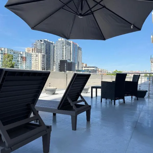 Boulevard terrace apartment, hotel em Chişinău