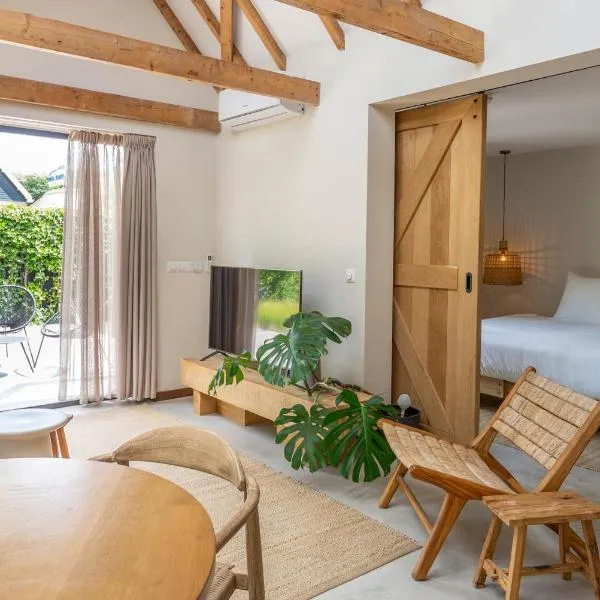 Van Heeckeren Apartments & Suites Buren, Hotel in Buren