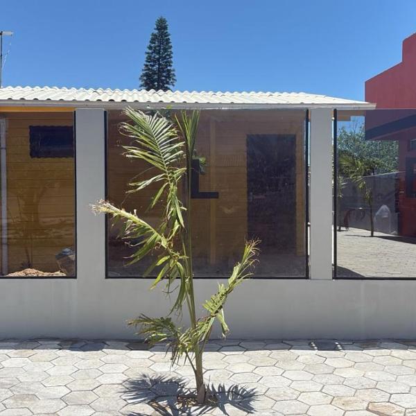 Casinha para 3 pessoas com piscina em comum patio fechado em torres