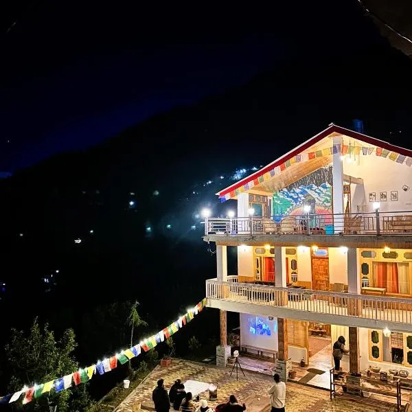 The Outpost - Hallan Valley, Manali - Boutique Stay & Cafe, hotel u gradu Nagar
