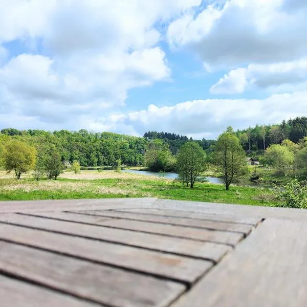 Ferienwohnung mit Seeblick in Attendorn Ahauser Stausee Sauerland, hotel v destinaci Attendorn