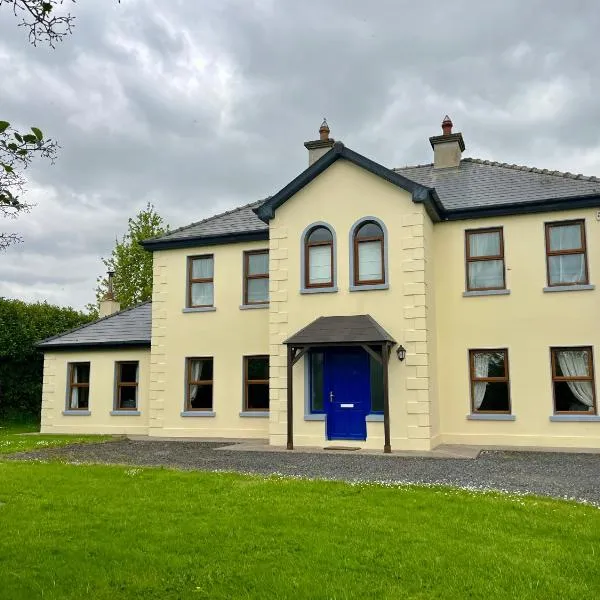 Countryside House & private garden, hotel in Limerick