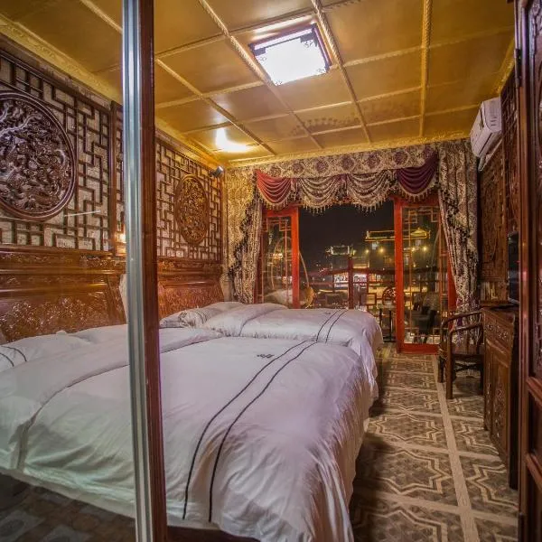 LQJ Riverside Guest House, hotel v destinaci Feng-chuang