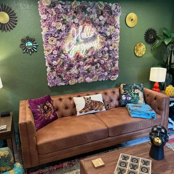 Kitschy Kottage, hótel í Expansion