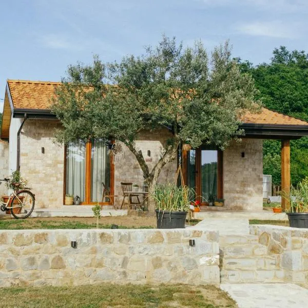 Museum Draginë-Guest House, hotel u gradu 'Sukobin'