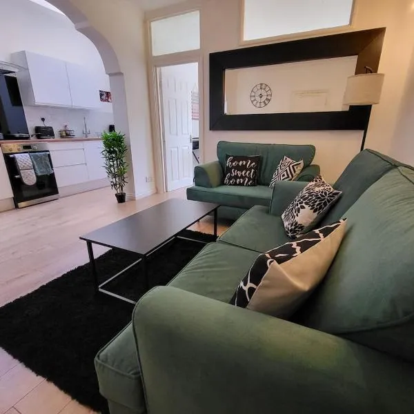 Cosy Apartment Ground Floor Walthamstow Village, hotel in London