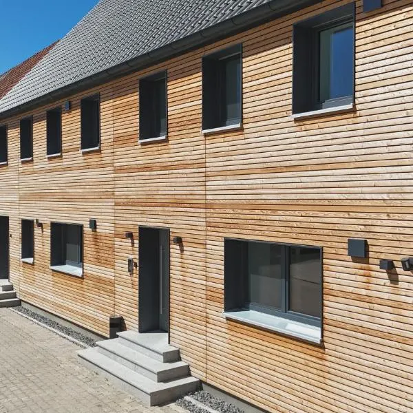 Burgau में, होटल Neubau Parkside Bauernhaus - hochwertige Apartments Nähe LEGOLAND, modern & stylish
