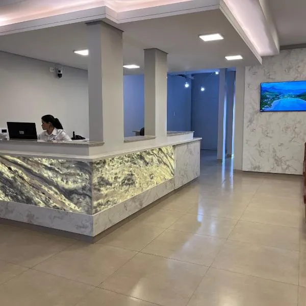 Rosa's Hotel, hotel din Toledo