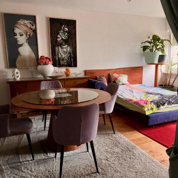 Royal Apartment 02, ξενοδοχείο στο Σάαν